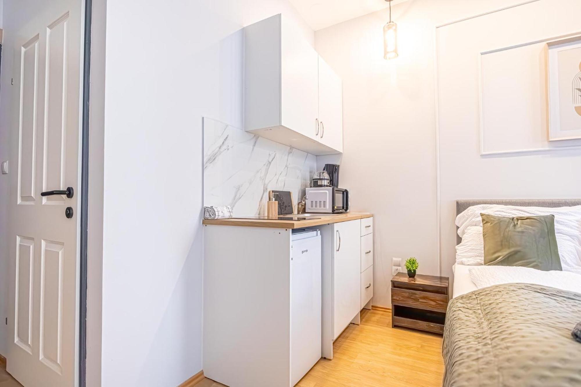 Spacious Shared Apartment Schoenbrunn 비엔나 외부 사진