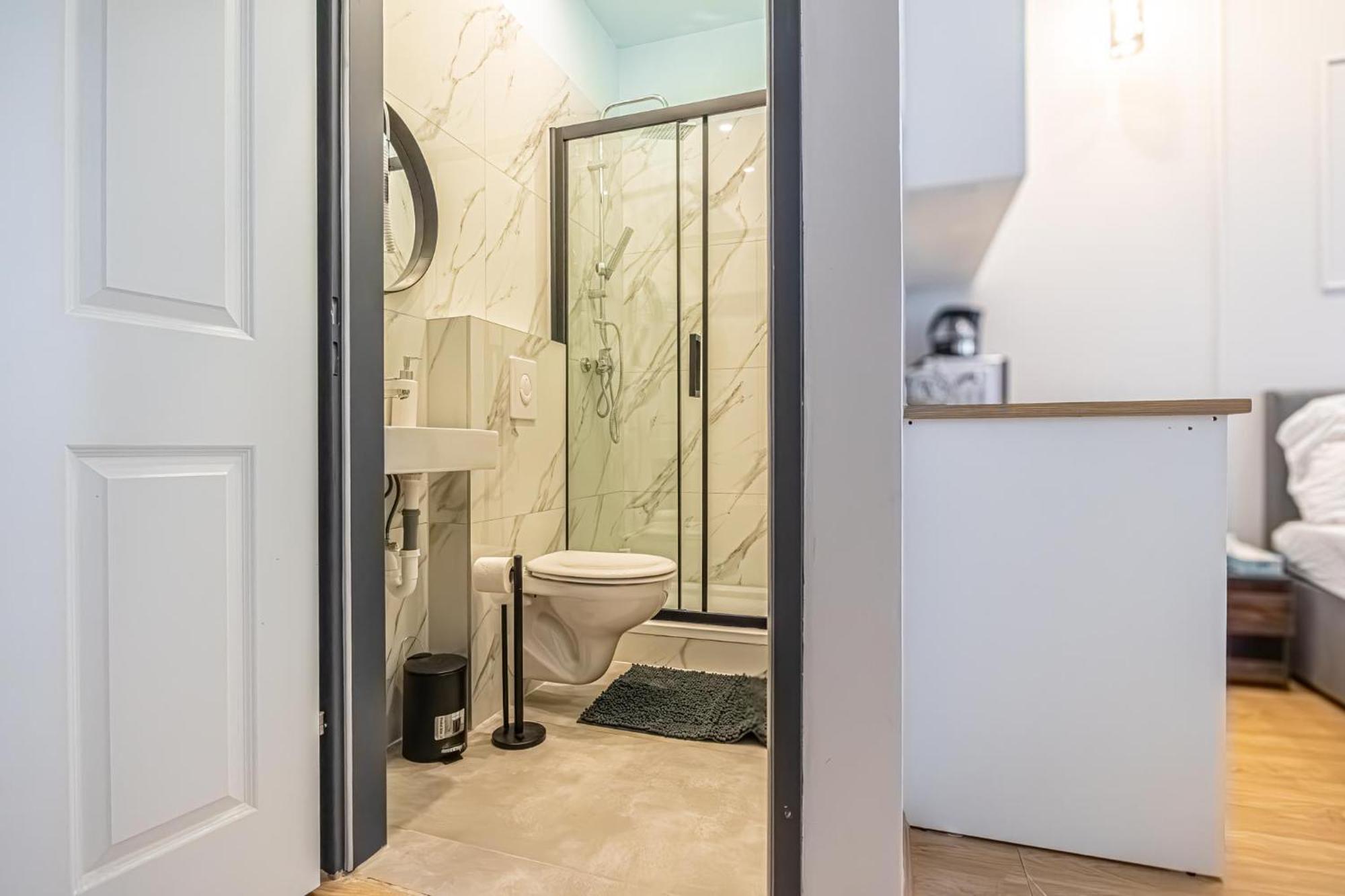 Spacious Shared Apartment Schoenbrunn 비엔나 외부 사진