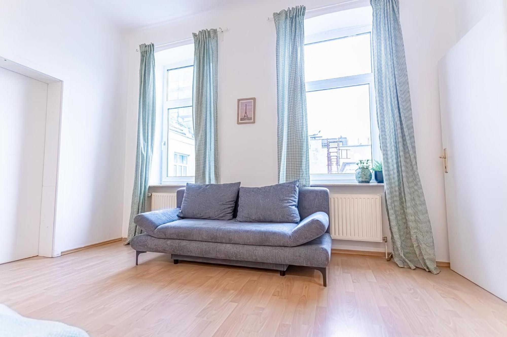 Spacious Shared Apartment Schoenbrunn 비엔나 외부 사진
