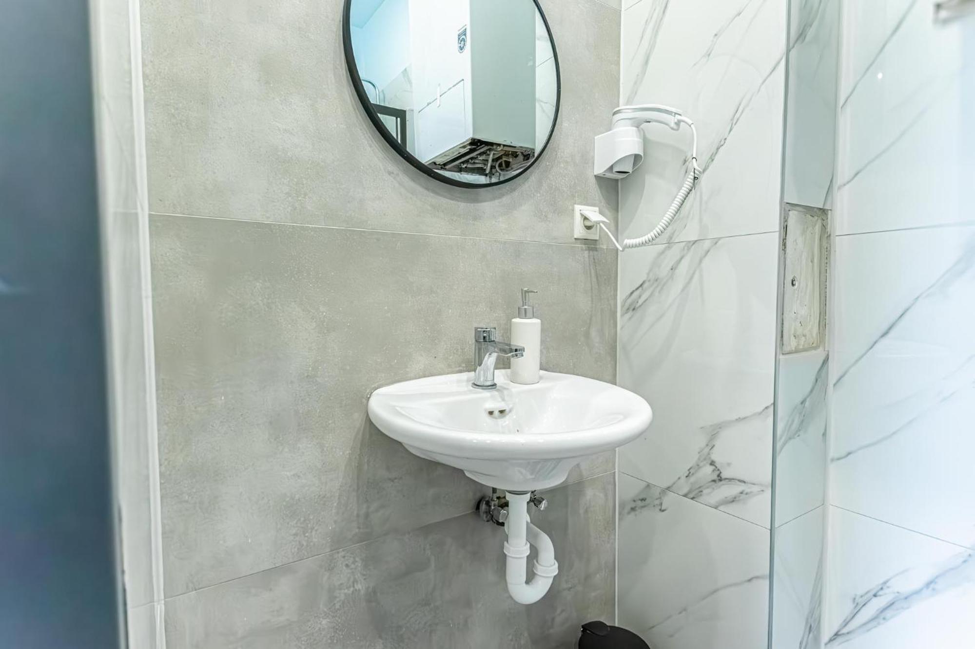 Spacious Shared Apartment Schoenbrunn 비엔나 외부 사진